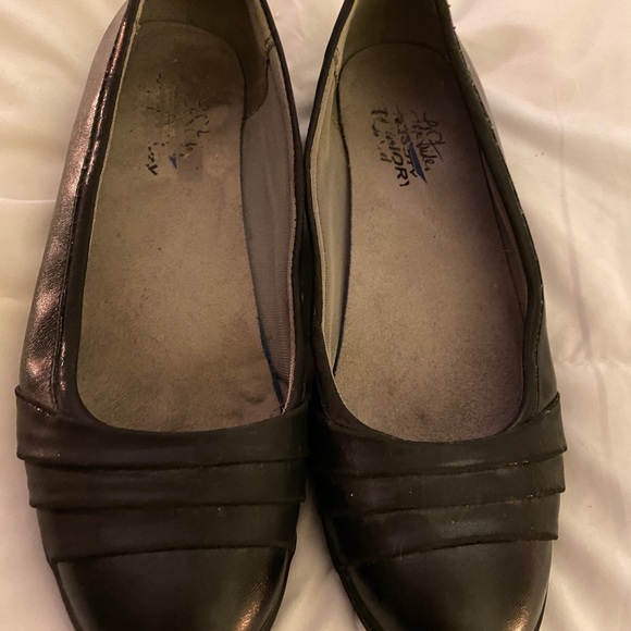 Life Stride memory foam  blk leather flats size 9 - Picture 3 of 14